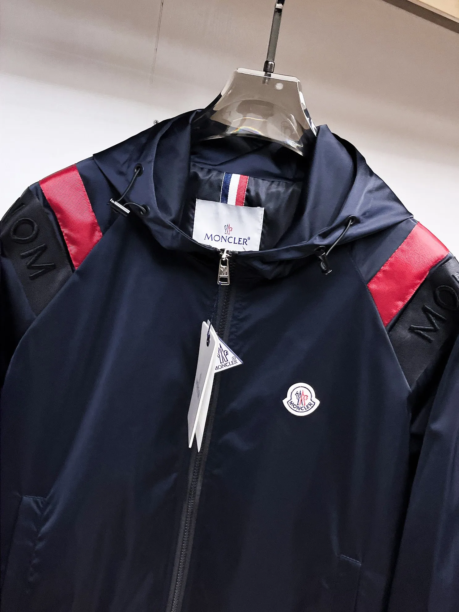Same Style， ， 2026 New Arrival ，Original Premium Breathable ， ， ， Quality。 ， Sizes：M～3XL